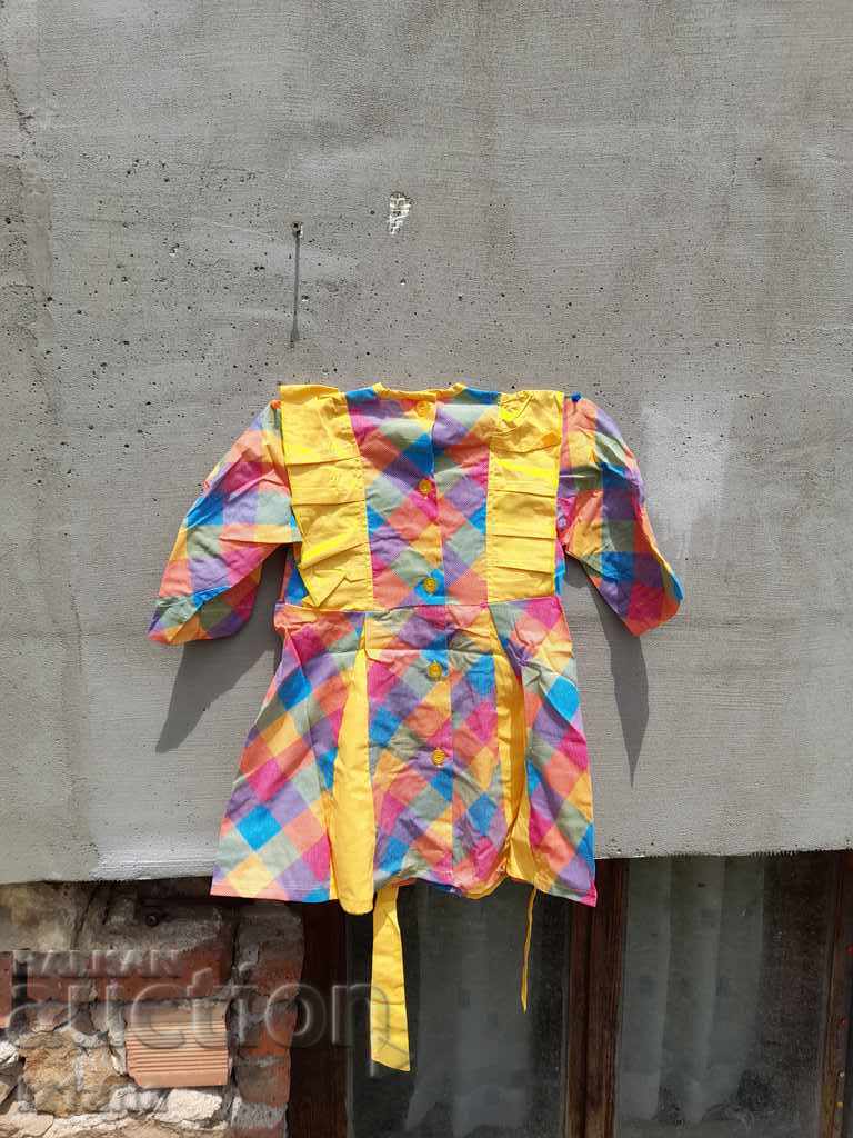 O rochie pentru copii bătrâni cu preț 15.00 BGN | € 7.67