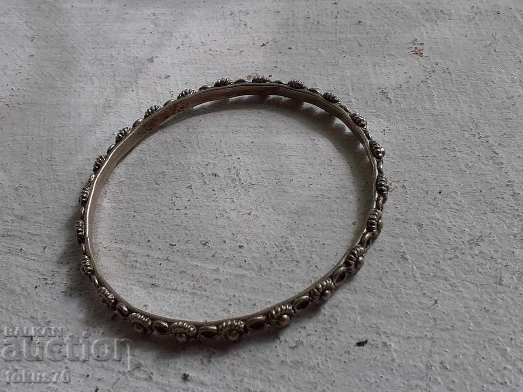 Auction  Ethno delicate bracelet for the costume