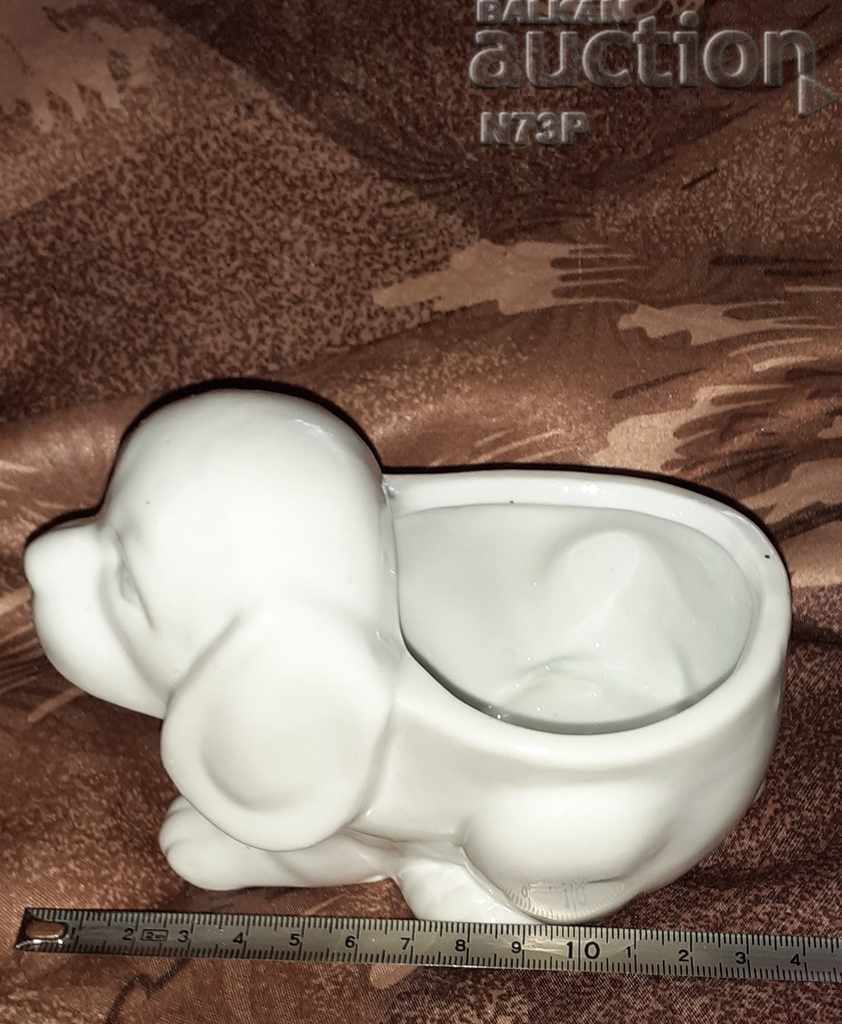 OLD PORCELAIN VASE. PUPPY. with price 8.00 BGN | € 4.09 OLD PORCELAIN VASE. PUPPY. with price 8.00 BGN | € 4.09