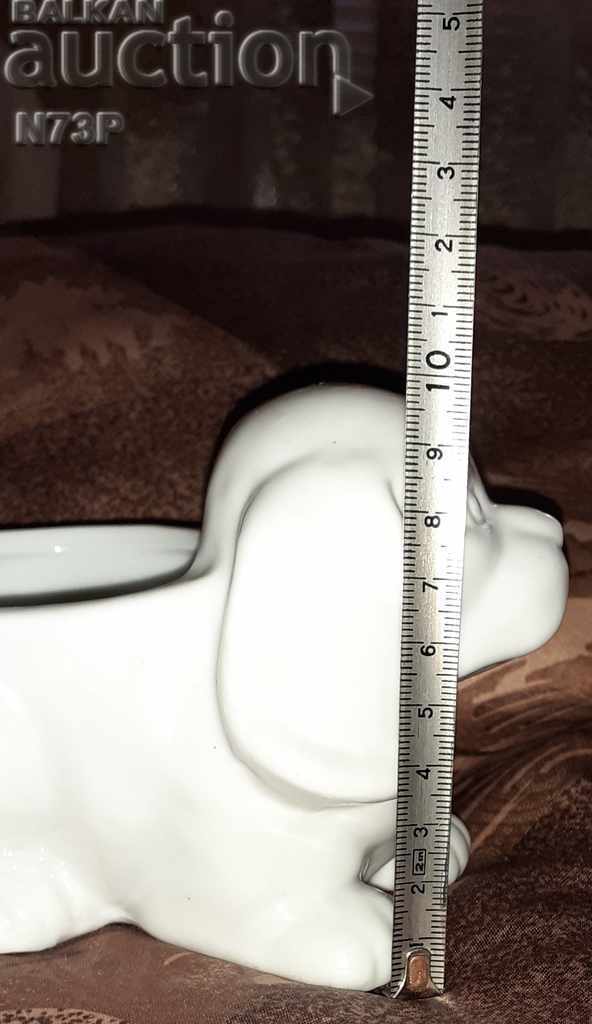 Auction OLD PORCELAIN VASE. PUPPY. Auction OLD PORCELAIN VASE. PUPPY.