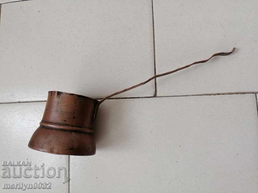 Auction An old copper jade coffee beaker copper pot Auction An old copper jade coffee beaker copper pot