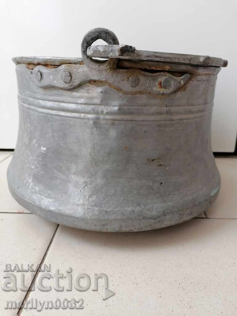 Delivery of Old copper boiler, copper, copper copper boiler Delivery of Old copper boiler, copper, copper copper boiler