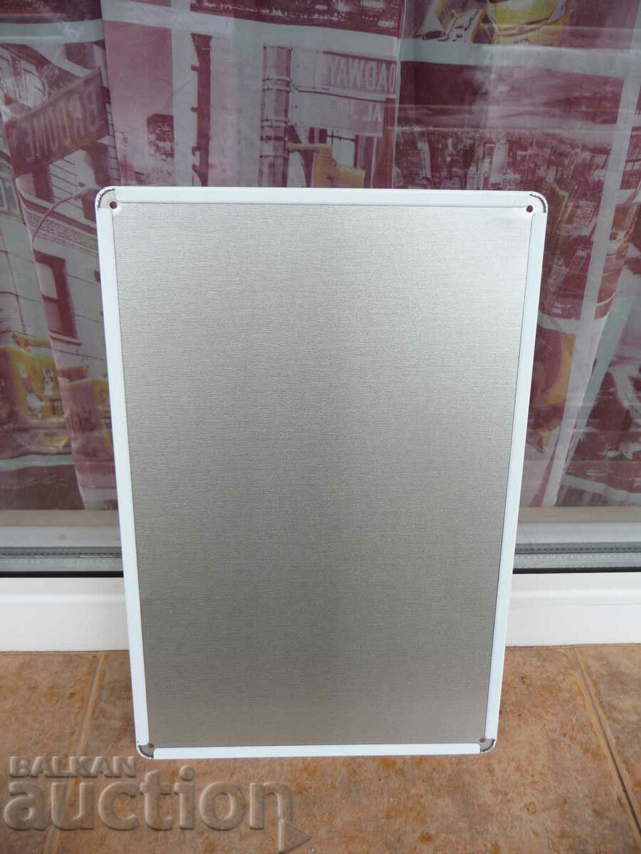 Аукцион Метална табела Животът е твърде кратък да пием евтино вино Аукцион Метална табела Животът е твърде кратък да пием евтино вино