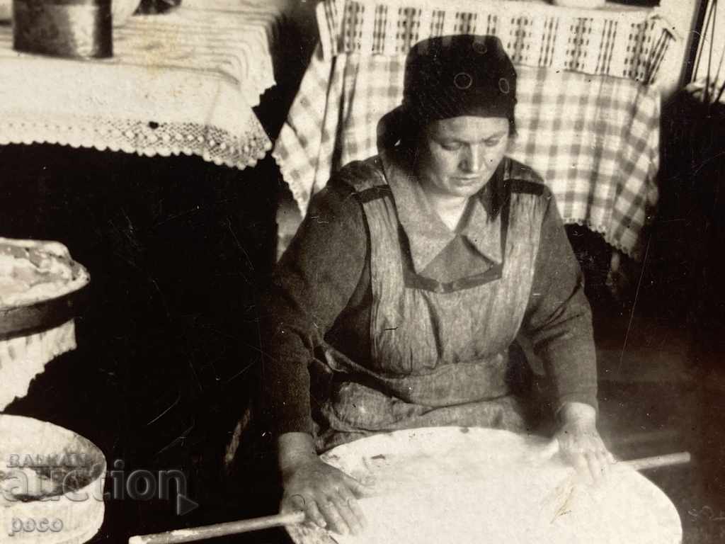 Auction Making pie Karlovo old photo Auction Making pie Karlovo old photo