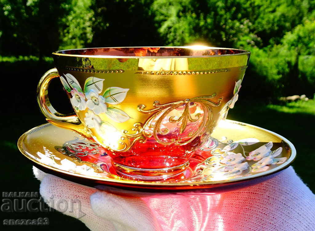 Bohemia crystal glass with saucer, gold. - 6 Bohemia crystal glass with saucer, gold. - 6