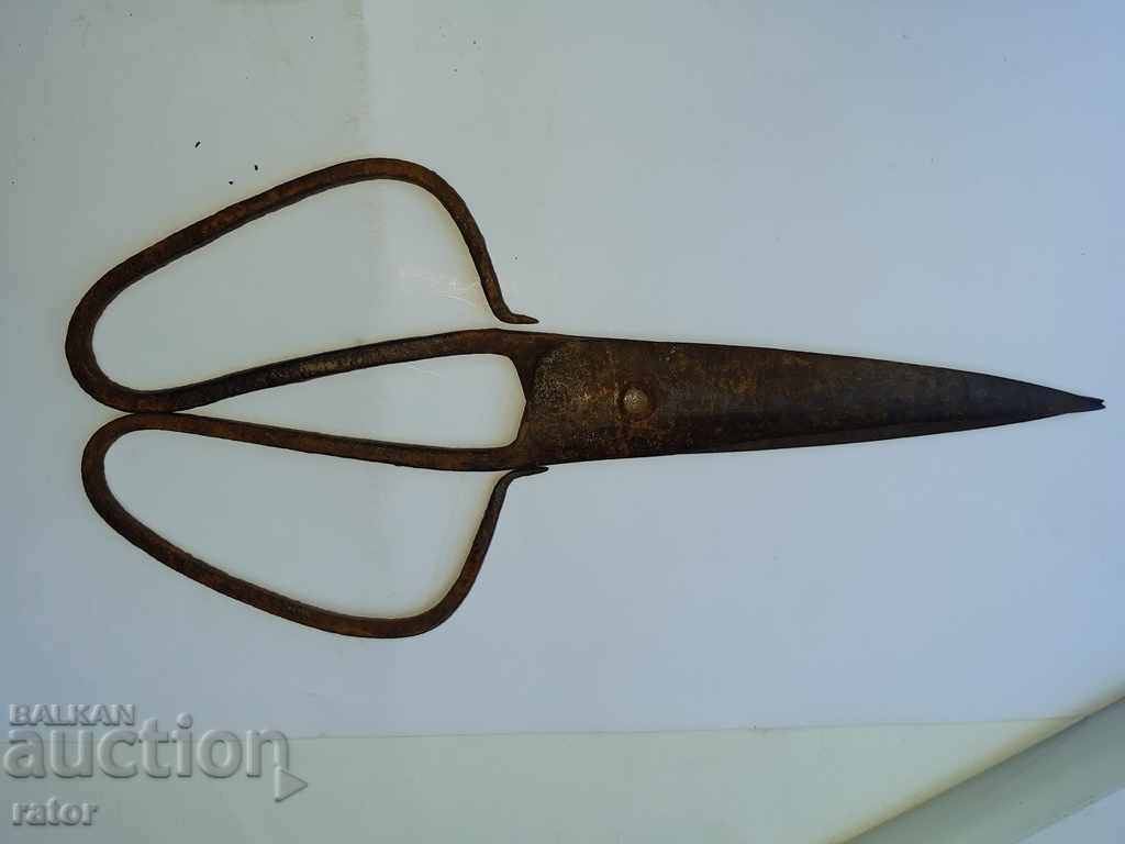 Auction Large old forged scissors, 2 pieces. Scissors Auction Large old forged scissors, 2 pieces. Scissors
