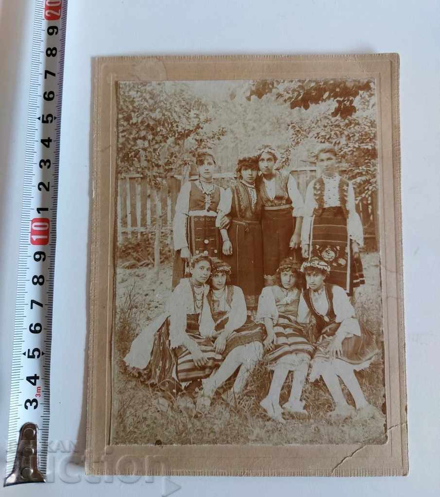 SUITMAN APRON WEAR PHOTO PHOTO CARDBOARD with price 25.00 BGN | € 12.78 SUITMAN APRON WEAR PHOTO PHOTO CARDBOARD with price 25.00 BGN | € 12.78