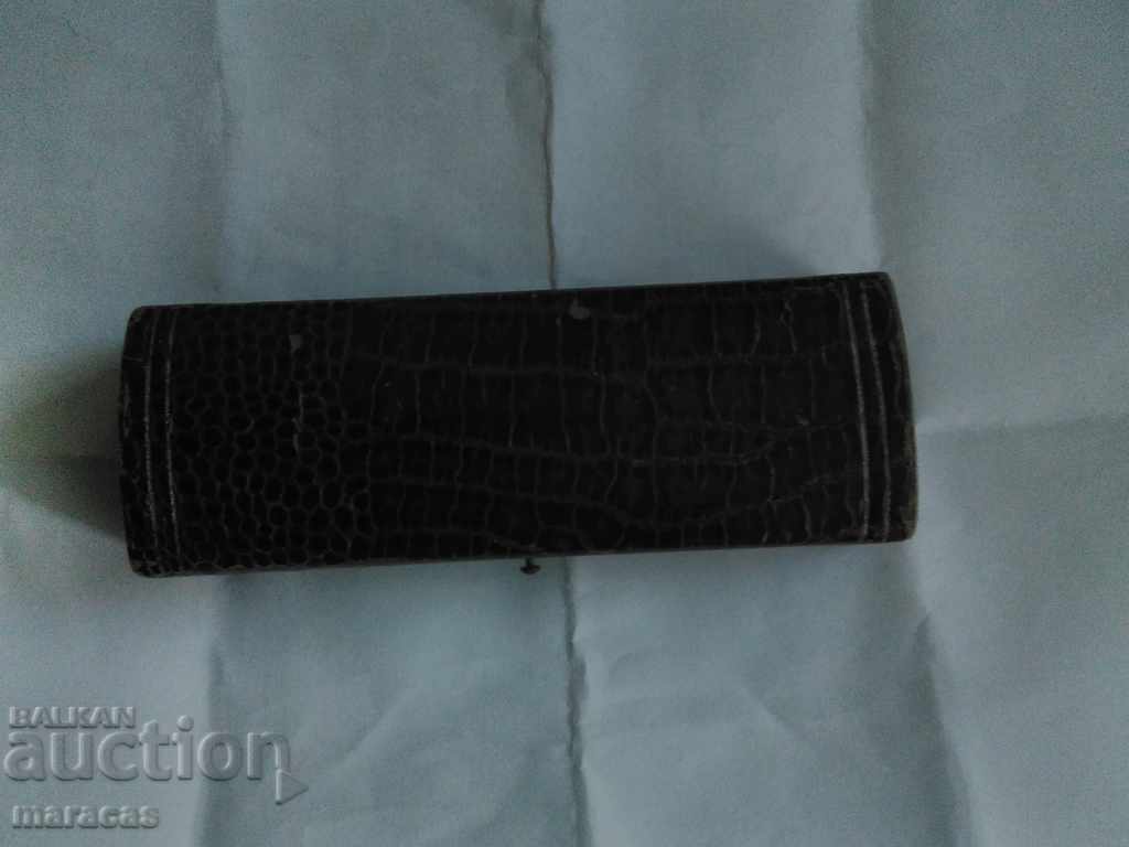 Old pen case Old pen case