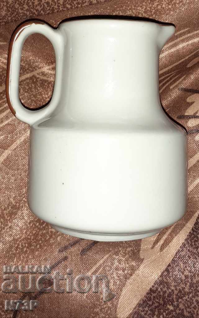 STARA PORCELANOVA CABINET. with price 6.00 BGN | € 3.07 STARA PORCELANOVA CABINET. with price 6.00 BGN | € 3.07