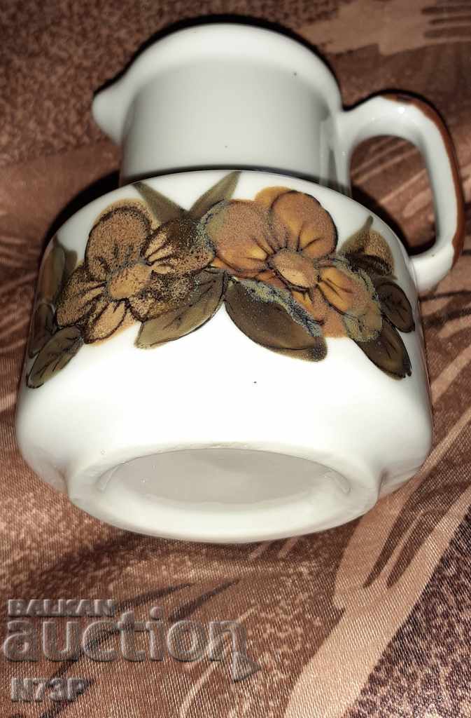 STARA PORCELANOVA CABINET. - 6 STARA PORCELANOVA CABINET. - 6