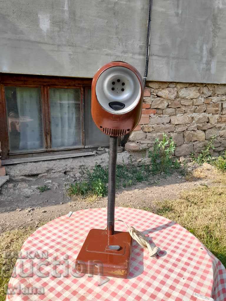 An old desk lamp with price 40.00 BGN | € 20.45 An old desk lamp with price 40.00 BGN | € 20.45