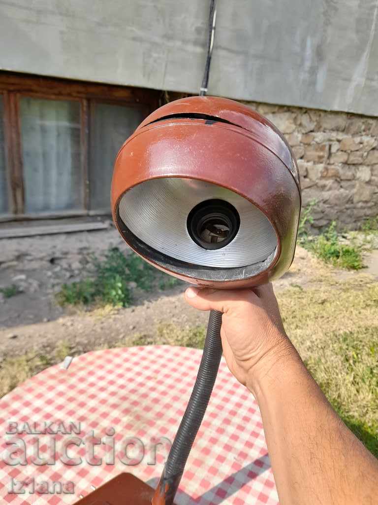 Delivery of An old desk lamp Delivery of An old desk lamp