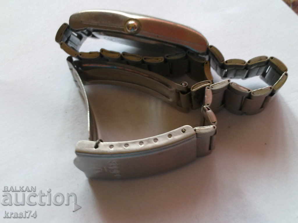 Clock with price 10.00 BGN | € 5.11