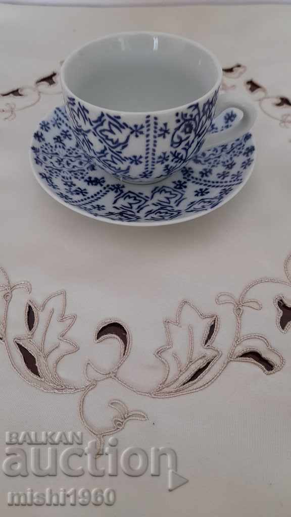 A beautiful porcelain set
