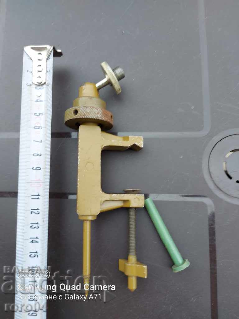 ARMY MENGEME - STAND - MERNIK with price 40.50 BGN | € 20.71 ARMY MENGEME - STAND - MERNIK with price 40.50 BGN | € 20.71