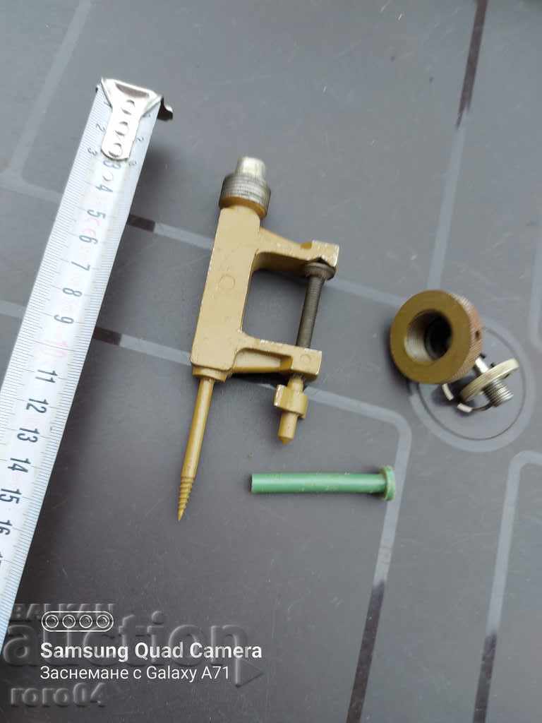 Auction ARMY MENGEME - STAND - MERNIK Auction ARMY MENGEME - STAND - MERNIK