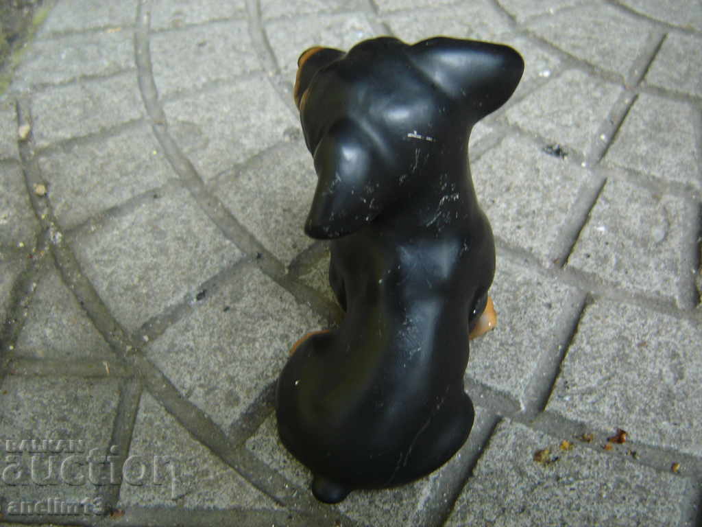Auction  OLD PORCELAIN ROTTWEILER ROYAL
