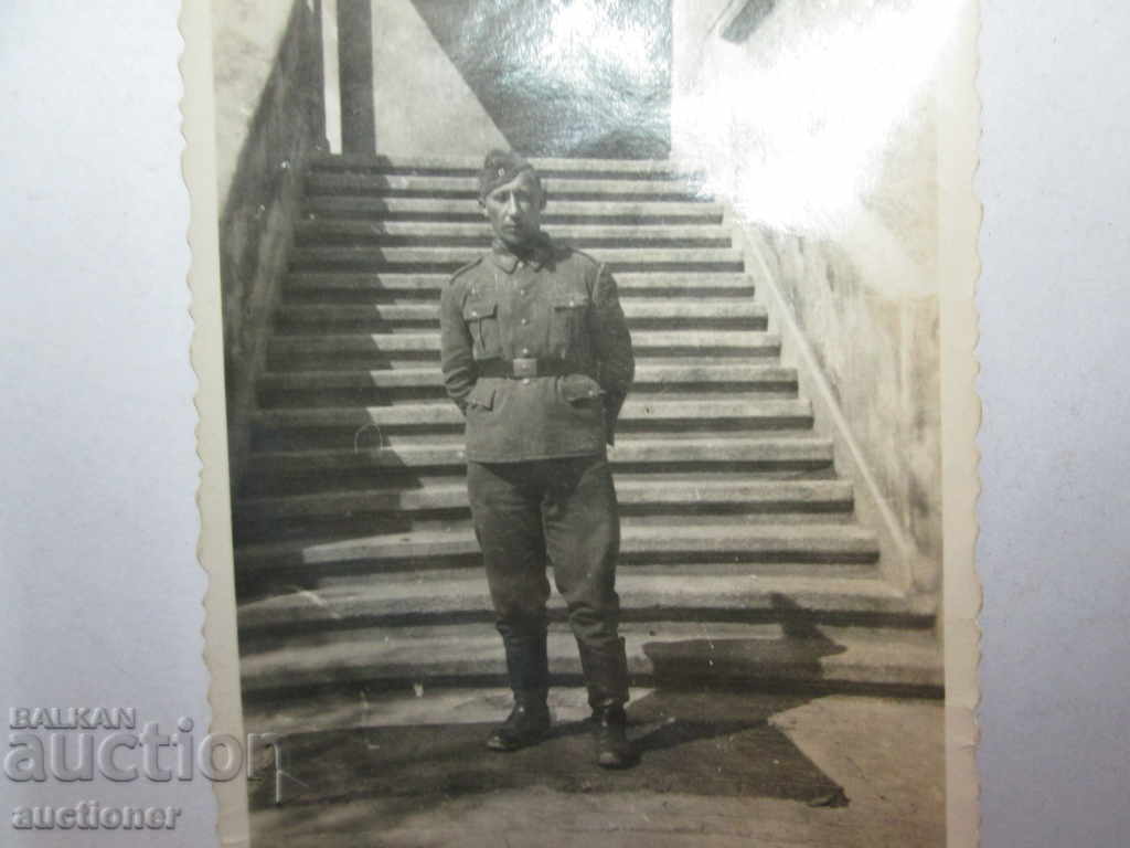 Auction OLD PHOTO OF A GERMAN SOLDIER, UNIFORM Auction OLD PHOTO OF A GERMAN SOLDIER, UNIFORM