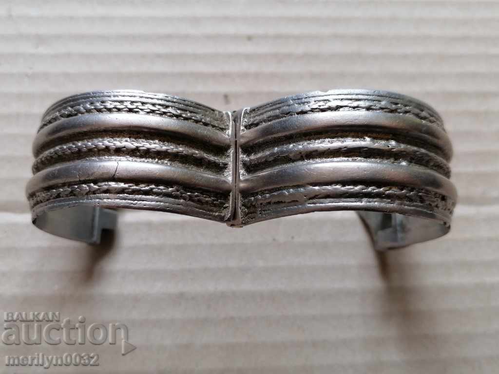 Delivery of Silver renaissance bracelet, jewel, jewel