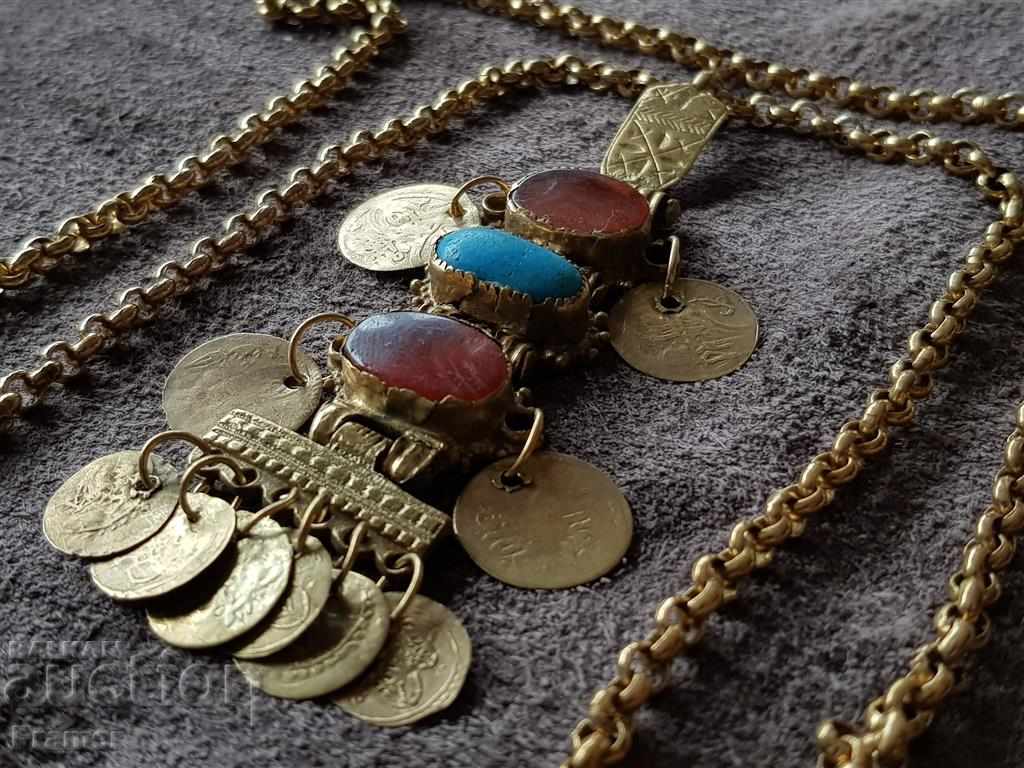 Delivery of REVIVAL SILVER with GOLD and CORNEOLS medallion necklace