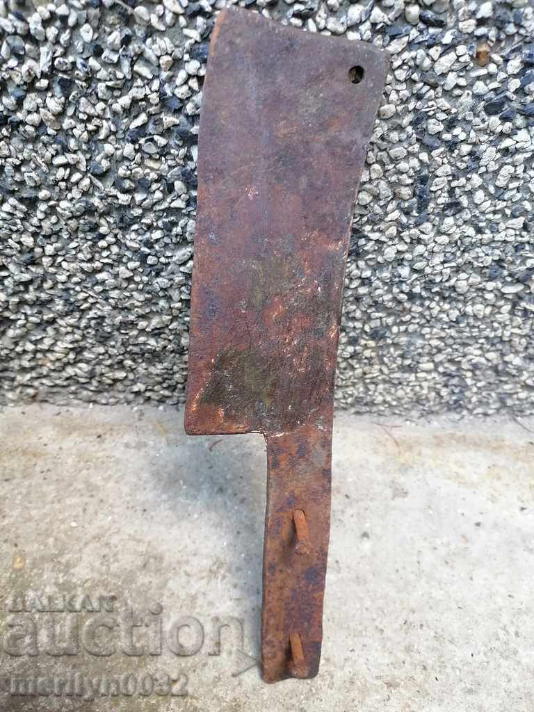 Old forged scythe, ax, hoop, knife, machete, blade with price 32.00 BGN | € 16.36 Old forged scythe, ax, hoop, knife, machete, blade with price 32.00 BGN | € 16.36