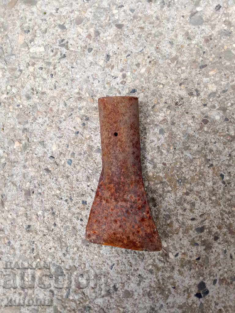 Old hoe with price 4.99 BGN | € 2.55
