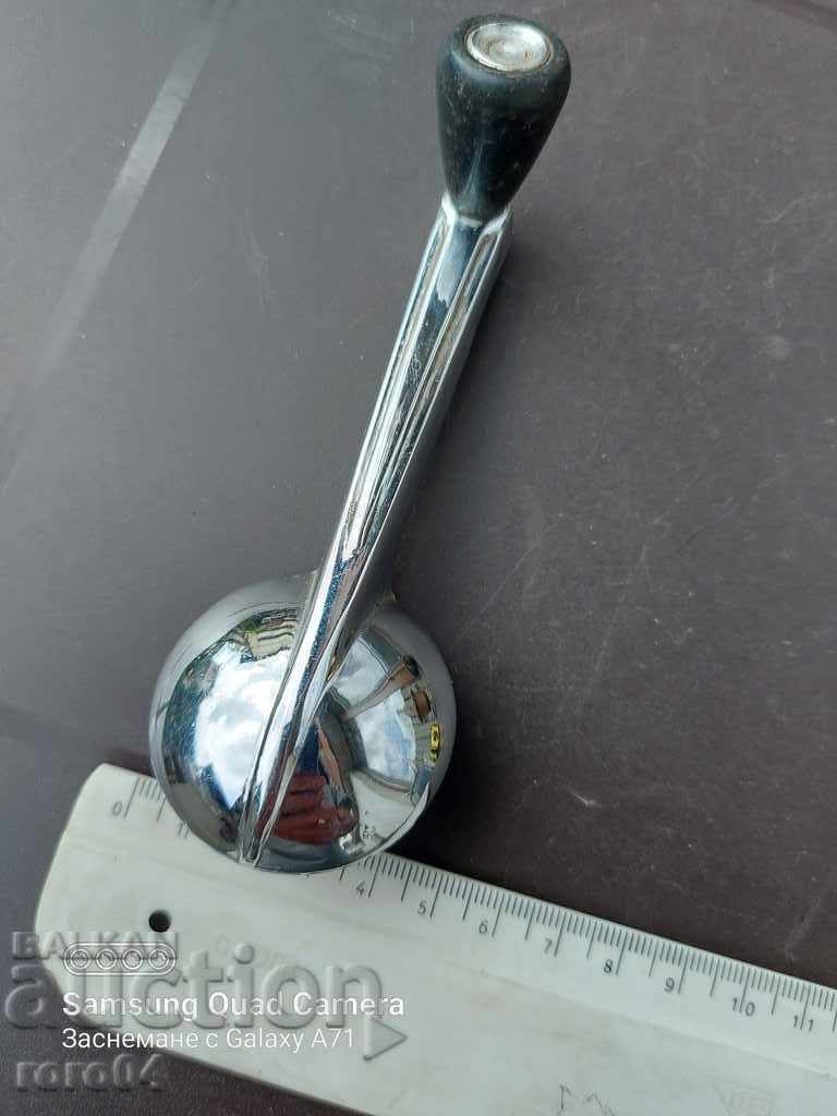 HANDLE - GLASS - RETRO CAR with price 9.99 BGN | € 5.11