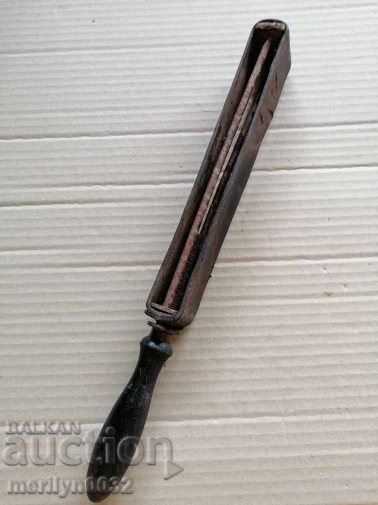 Delivery of Antique razor sharpener, strap, razor