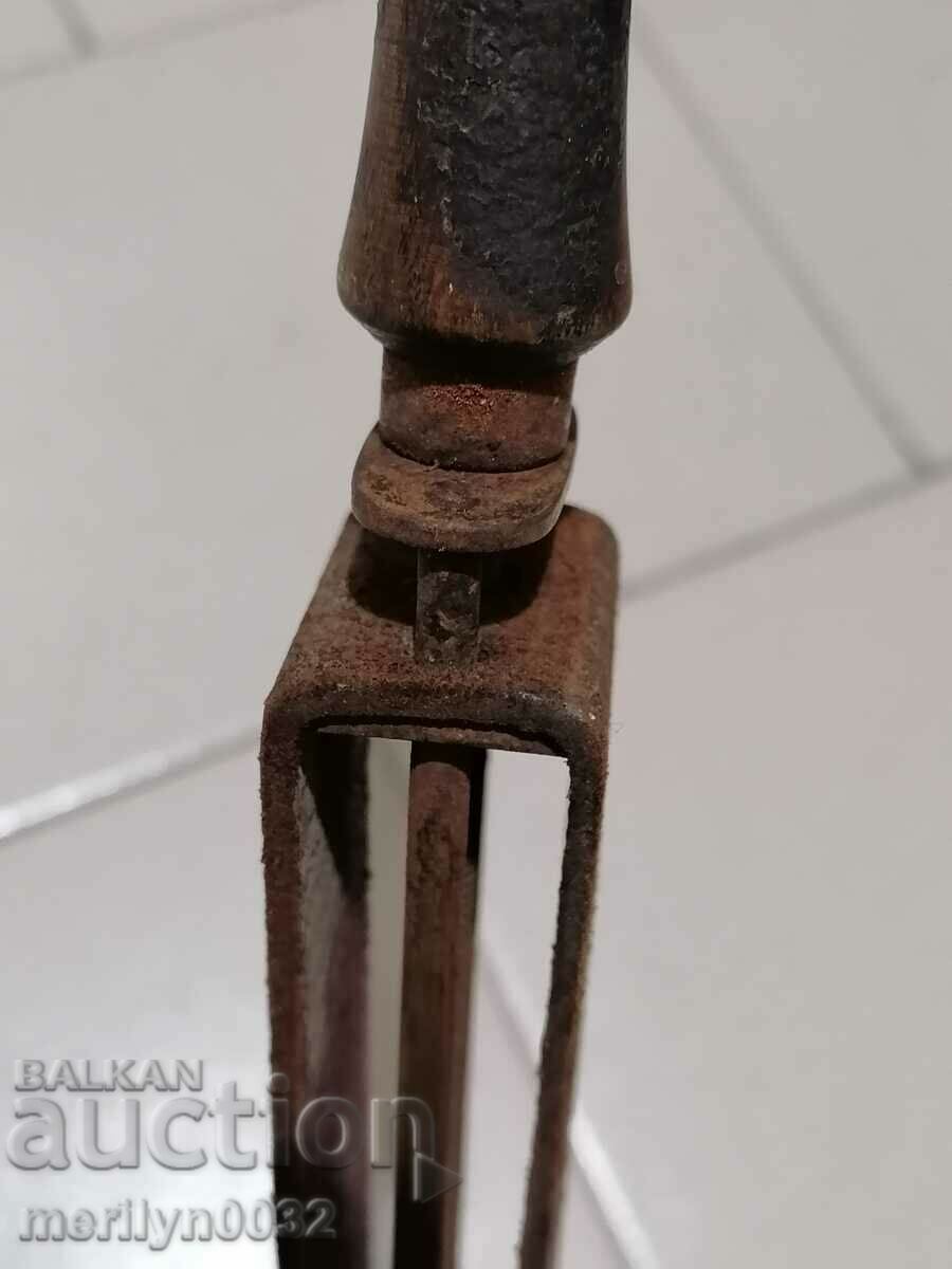 Antique razor sharpener, strap, razor - 6 Antique razor sharpener, strap, razor - 6