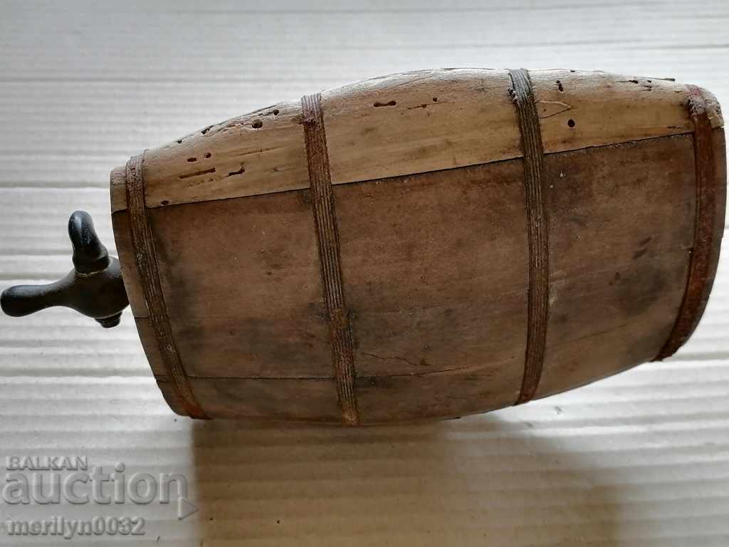 Old pepper, barrel, keg, bucket, vase, wooden - 6