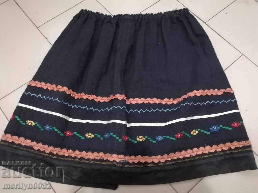 Delivery of Old children's squealing sukman embroidery women's costume Delivery of Old children's squealing sukman embroidery women's costume