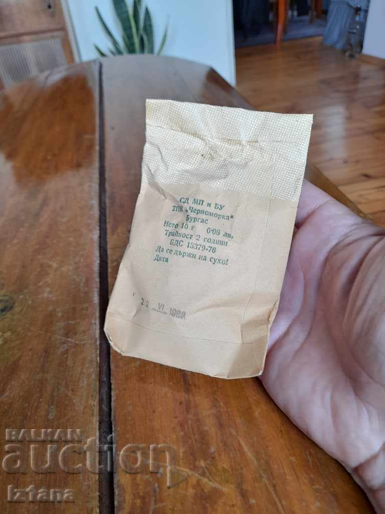 Auction Old bay leaf, bay leaves Auction Old bay leaf, bay leaves