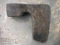 An old ax