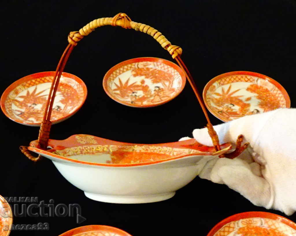 Japanese porcelain service, fruit bowl, plate. - 5 Japanese porcelain service, fruit bowl, plate. - 5