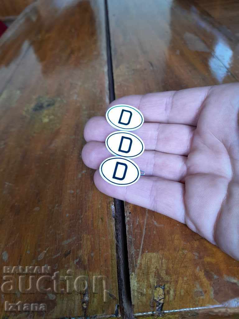 Licitație Veche insignă D Licitație Veche insignă D