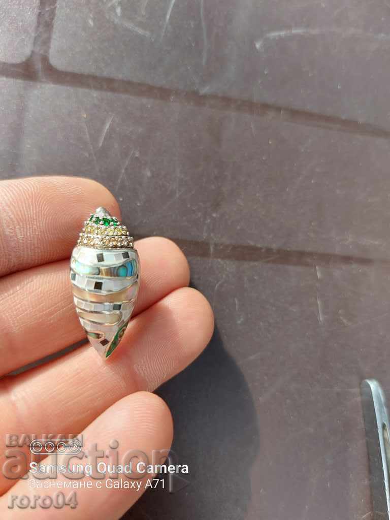 UNIQUE SILVER pendant with price 95.00 BGN | € 48.57