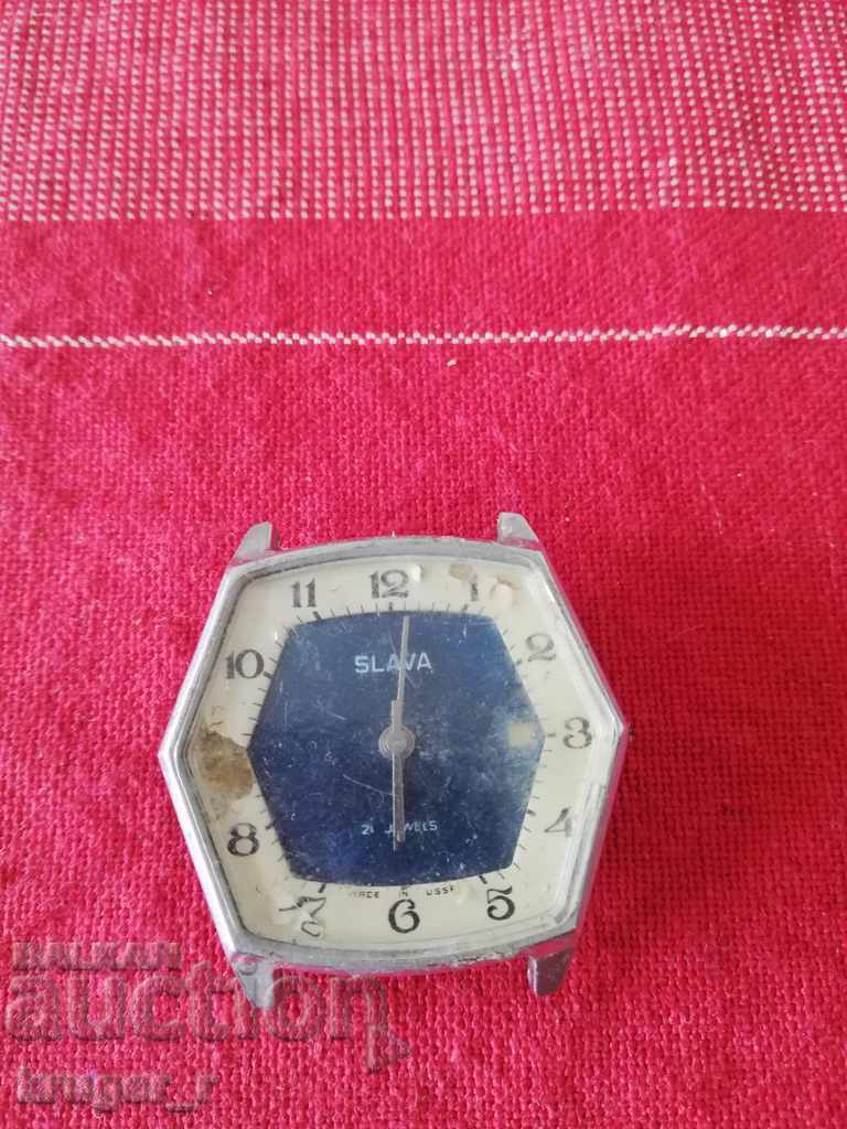 Ceas GLORY S2414 21 STONE cu preț € 7.67 | 15.00 BGN Ceas GLORY S2414 21 STONE cu preț € 7.67 | 15.00 BGN