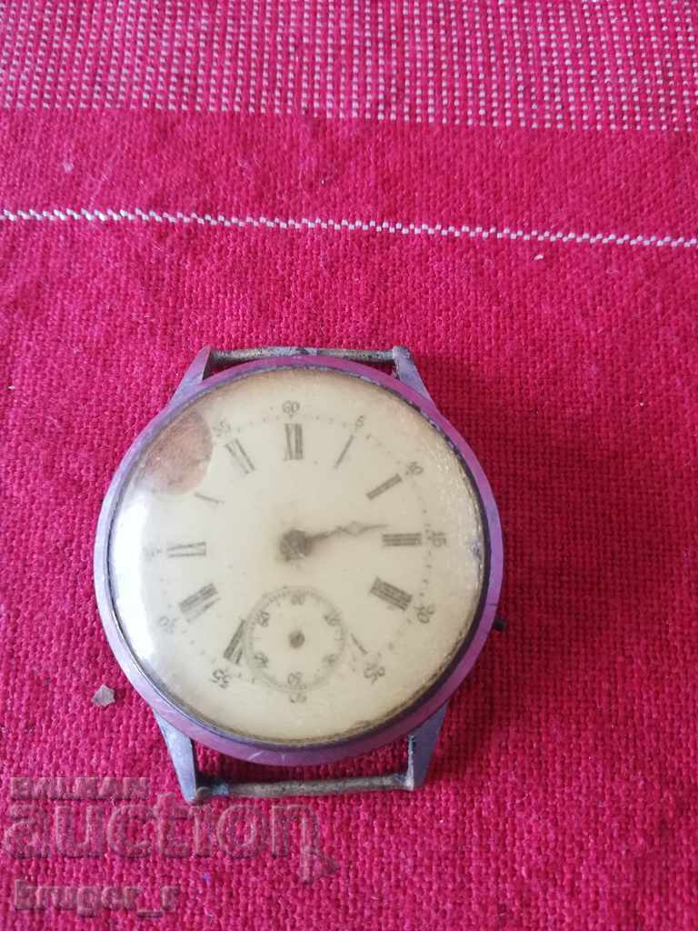 A very old watch. - 5 A very old watch. - 5