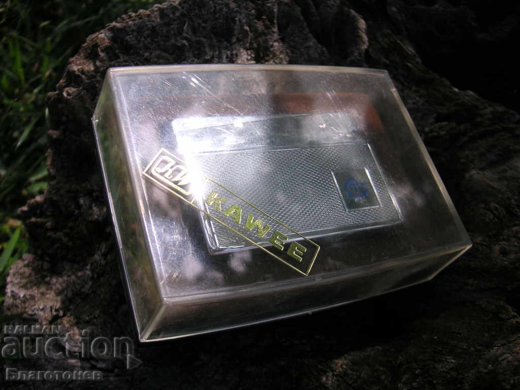 An old lighter with price 50.00 BGN | € 25.56 An old lighter with price 50.00 BGN | € 25.56