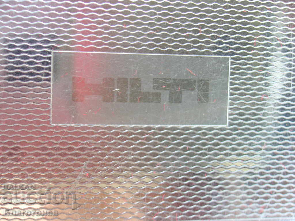 Auction An old lighter Auction An old lighter