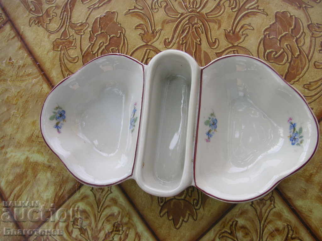 Licitație porțelan saltshaker Licitație porțelan saltshaker