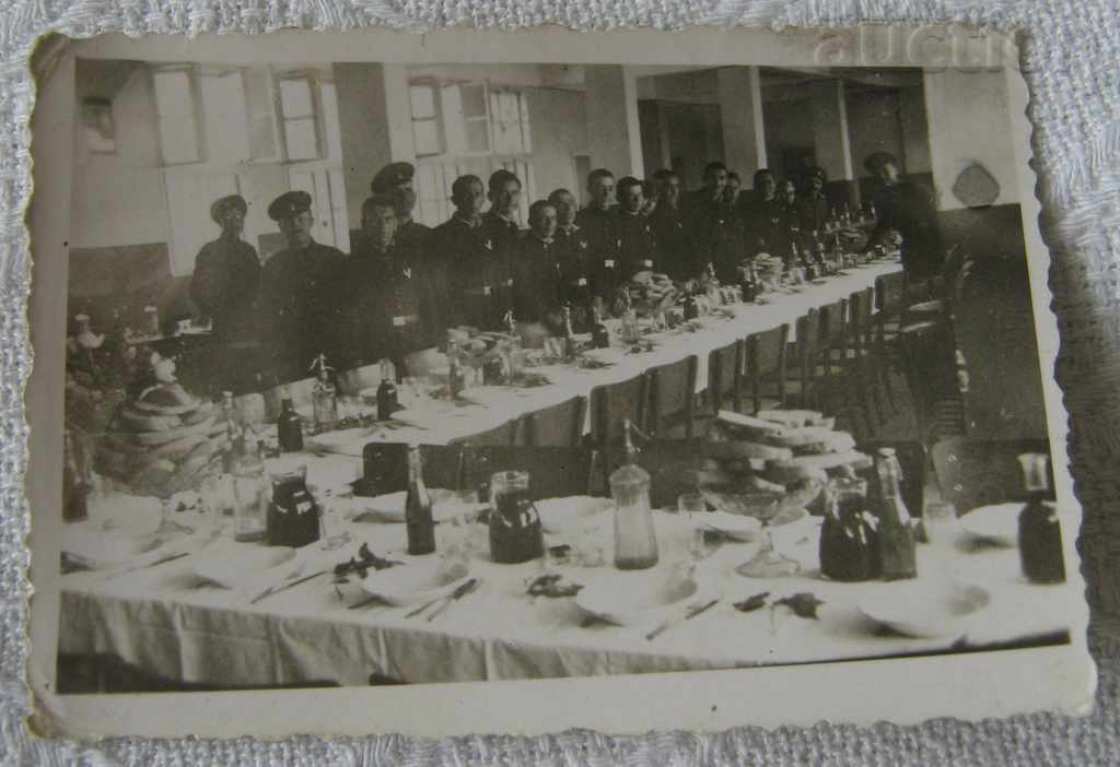 SUN. SCHOOL PRODUCTION EFREITORI BANQUET PLOVDIV 1942 PHOTO with price 4.00 BGN | € 2.05 SUN. SCHOOL PRODUCTION EFREITORI BANQUET PLOVDIV 1942 PHOTO with price 4.00 BGN | € 2.05