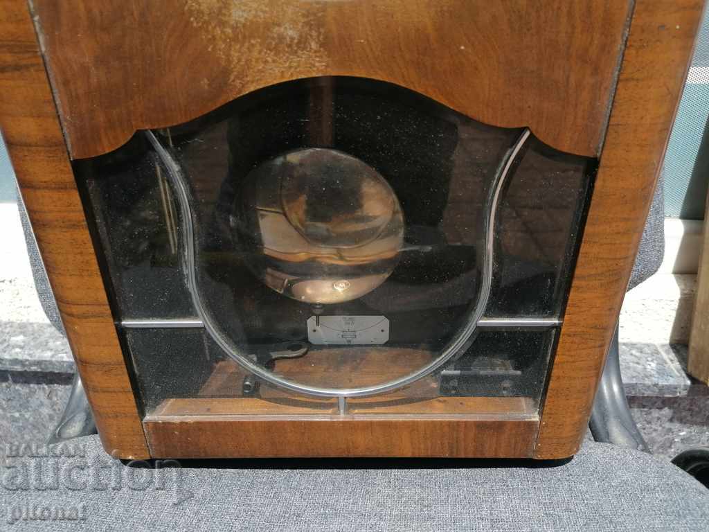 Auction  Antique wall clock JUNGHANS