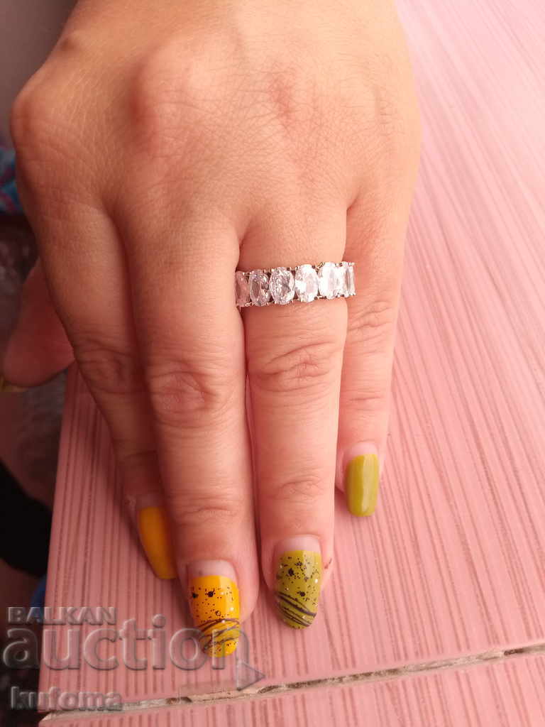 Delivery of Ring ring and earrings with zirconium stones Delivery of Ring ring and earrings with zirconium stones