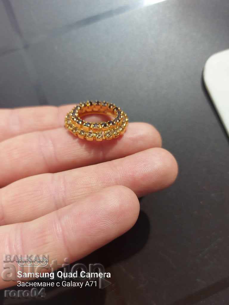 BROOCH - STONES - GOLD - 6 BROOCH - STONES - GOLD - 6