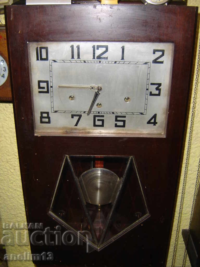 OLD WALL CLOCK KIENZLE with price 350.00 BGN | € 178.95 OLD WALL CLOCK KIENZLE with price 350.00 BGN | € 178.95