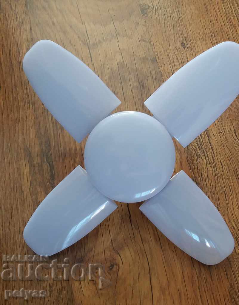 Delivery of LED Folding bulb bulb socket E27, 60W Delivery of LED Folding bulb bulb socket E27, 60W