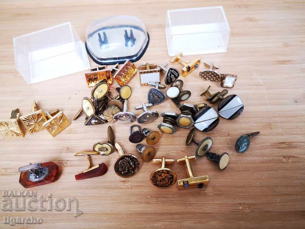 Cufflinks with price 50.00 BGN | € 25.56