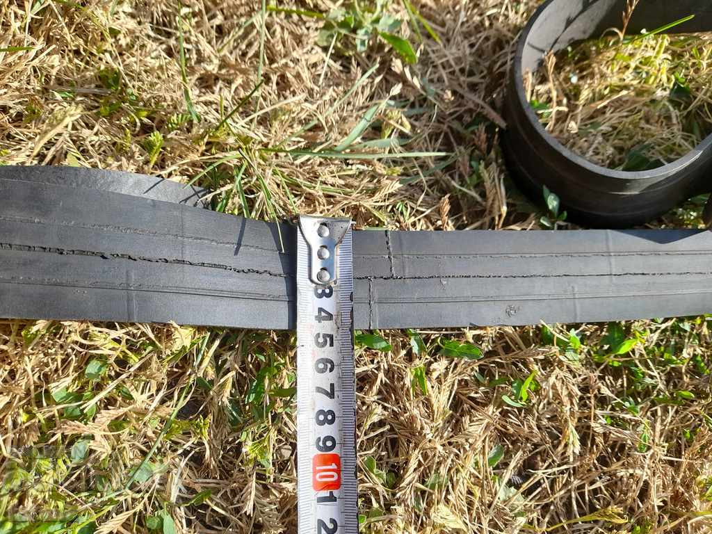 Delivery of Old rubber bands for car trunk Delivery of Old rubber bands for car trunk