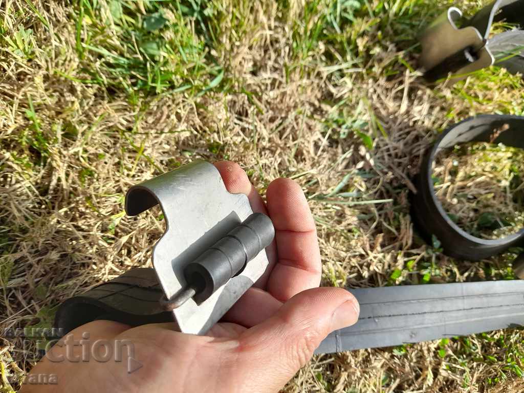 Old rubber bands for car trunk - 5 Old rubber bands for car trunk - 5